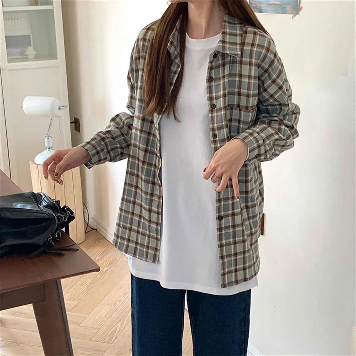 Fashion Autumn Long sleeve T-Shirt Women Basic Tee Shirt Oversize T Shirt Women Casual O-neck Women Tshirt Black White