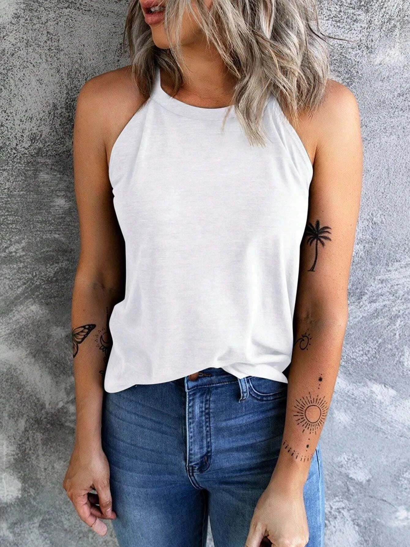 Women's Summer Sleeveless Halter Tee Shirts Crew Neck Workout Tank Tops Casual Plain Cami Shirts