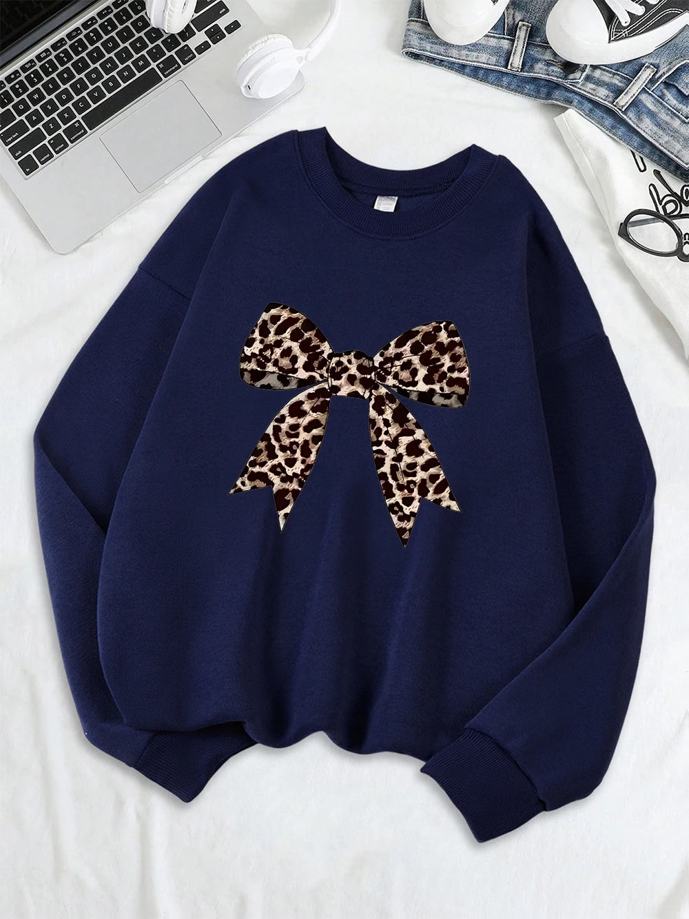 Bow Leopard Printing Sweatshirts Womens Crewneck Basics Hoodies Loose Fleece Warm Clothes Autumn Winter Sporty Woman Pullover