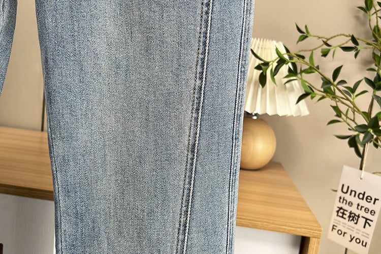 Plus Size Women's High Waisted Slim Flared Jeans 2025 Spring Stretch Denim Pants Curvy Premium Slimming & Lengthening Design