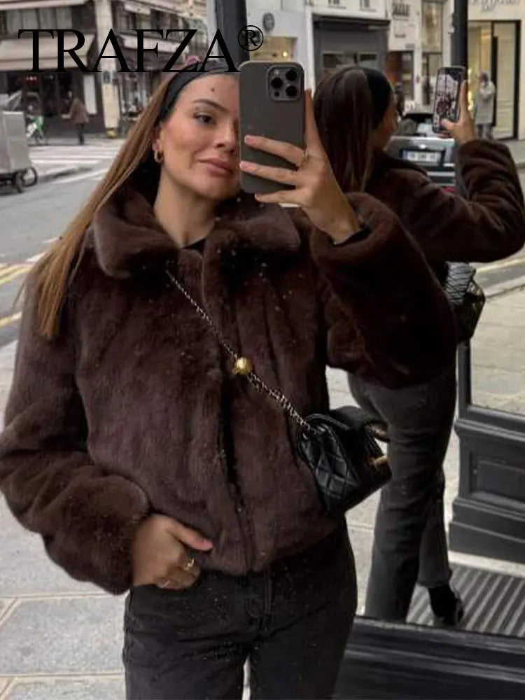 TRAFZA Vintage Women's New Faux Fur Coat Solid Lapel Long Sleeve Pockets 2025 Winter Female Jackets Streetwear Woman Outwear