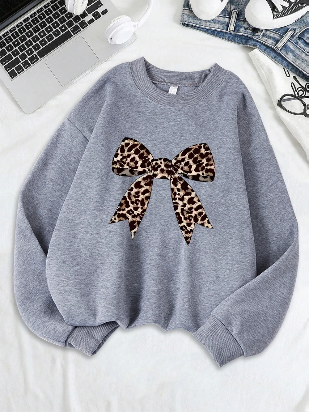 Bow Leopard Printing Sweatshirts Womens Crewneck Basics Hoodies Loose Fleece Warm Clothes Autumn Winter Sporty Woman Pullover