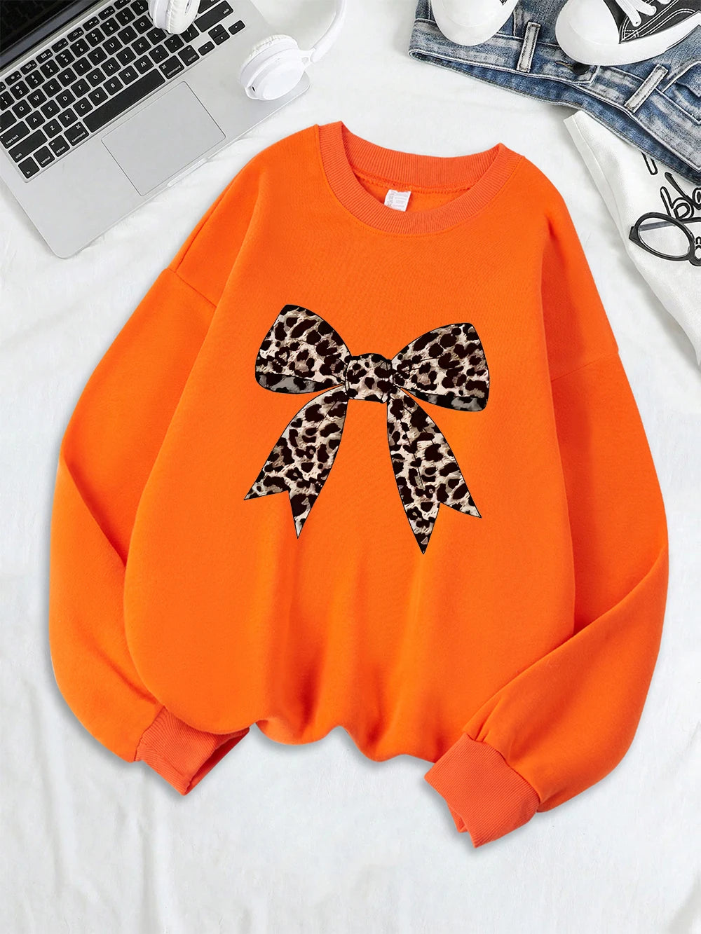 Bow Leopard Printing Sweatshirts Womens Crewneck Basics Hoodies Loose Fleece Warm Clothes Autumn Winter Sporty Woman Pullover