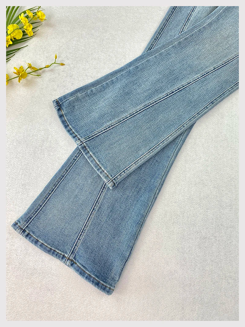 Plus Size Women's High Waisted Slim Flared Jeans 2025 Spring Stretch Denim Pants Curvy Premium Slimming & Lengthening Design