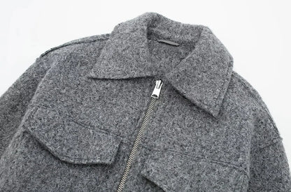 TRZA Women Fashion Patch Pockets With Flaps Cropped Jacket Coat Vintage Long Sleeve Front Zipper Female Outerwear Chic Tops