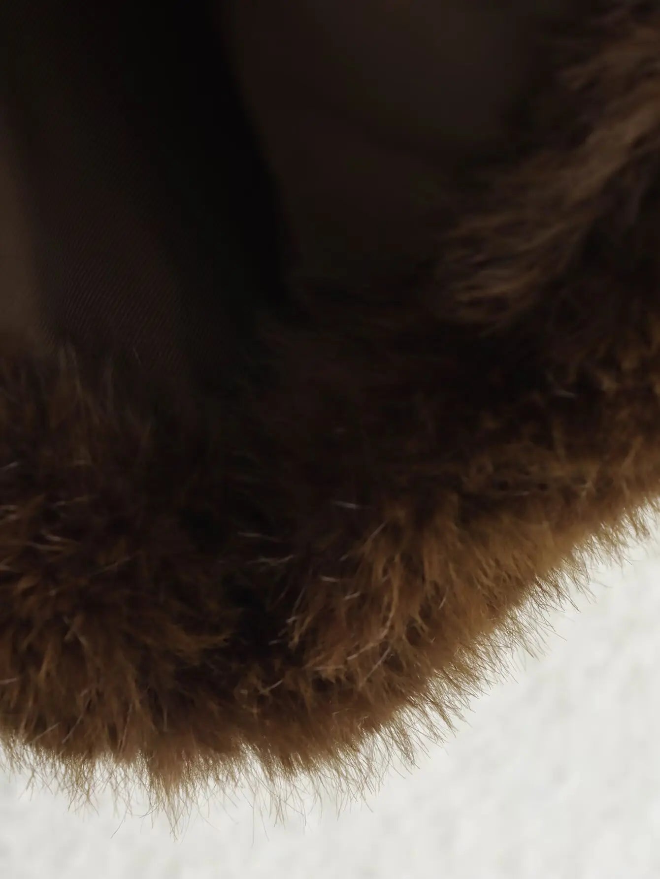 TRAFZA Vintage Women's New Faux Fur Coat Solid Lapel Long Sleeve Pockets 2025 Winter Female Jackets Streetwear Woman Outwear